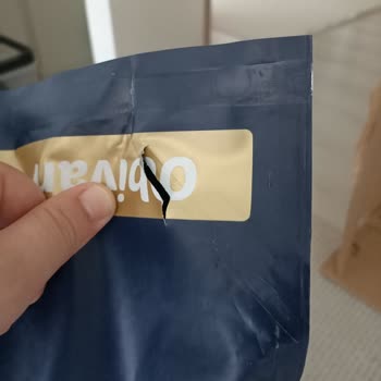 Sürekli Hasarlı Ve Yırtık Mama Paketleri: Sağlık Riski Ve Müşteri Mağduriyeti