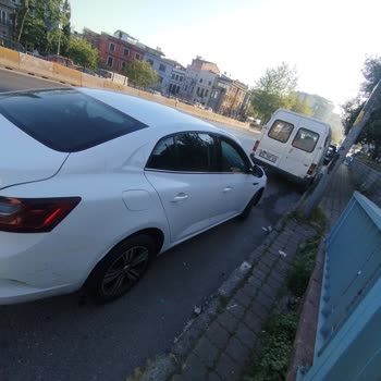 Küçük Kazada Yüksek Masraf Endişesi Ve Şeffaflık Eksikliği