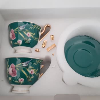 Kırık Fincan, Eksik Destek: Anneler Günü Sürprizim Hayal Kırıklığına Döndü