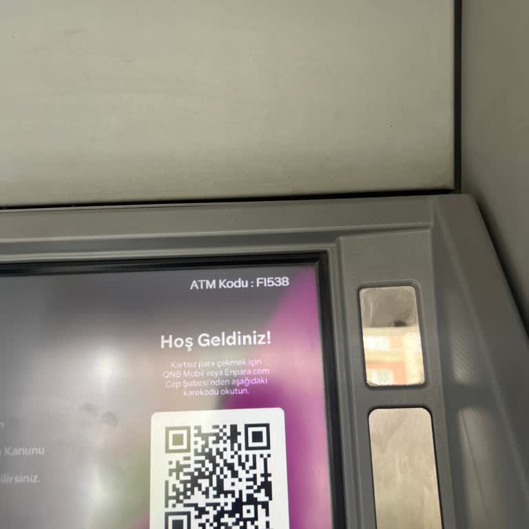 ATM'de Askıda Kalan Para İçin Yardım Alamıyorum