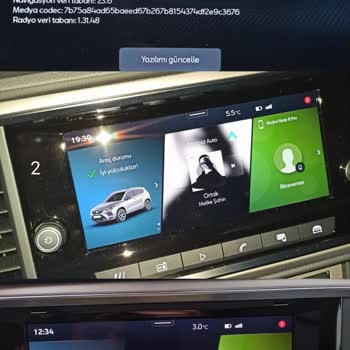 Satın Aldığım Seat Ateca'nın Multimedya Ekran Sorunu Ve Servis Sürecinde Yaşanan Mağduriyet