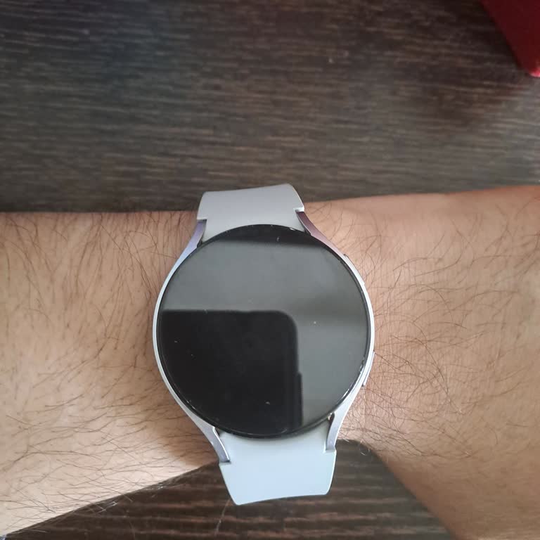 Yeni Aldığım Watch 6'nın Şarjı Bir Günü Bile Çıkarmıyor