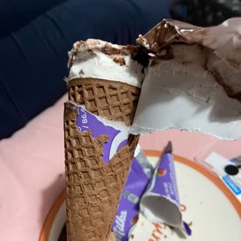 Dondurma Paketinde Hijyen Ve Güven Sorunu Yaşadım