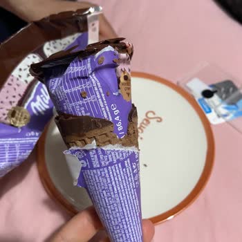 Dondurma Paketinde Hijyen Ve Güven Sorunu Yaşadım