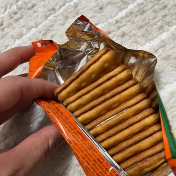 Ülker Bisküvi İçindeki Krema Miktarı Azalmış