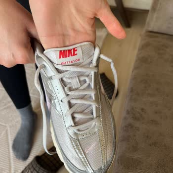 Satın Aldığım Nike Ayakkabının Etiket Sorunu Ve Mağaza İlgisizliği
