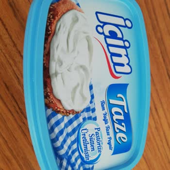 İçim Beyaz Peynirde Son Kullanma Tarihi Geçmemiş Olmasına Rağmen Acılık Ve Bozukluk