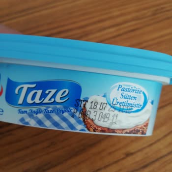 İçim Beyaz Peynirde Son Kullanma Tarihi Geçmemiş Olmasına Rağmen Acılık Ve Bozukluk