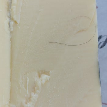 Peysan Peynirin İçinden Çıkan Kıl Hijyen Konusunda Endişe Yarattı