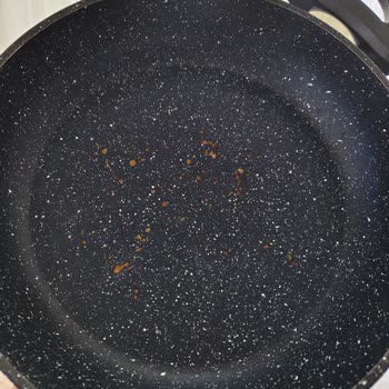 Taç Mutfak Granit Tencere Ve Tavada Erken Soyulma Sorunu