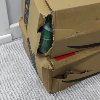 Kötü Paketleme Ve Sorunlu Teslimat Deneyimi: Ürün Hasarlı Ve Hijyenik Olmayan Şekilde Geldi