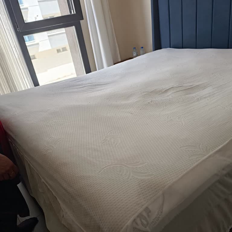 Bambi Yatakta Çökme Oldu