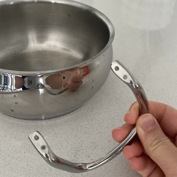 Emsan Mutfak Yeni Alınan Tencerenin Kulpunun Kısa Sürede Kopması ve Yetersiz Destek