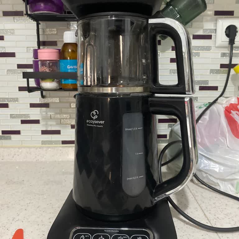 Karaca Züccaciye Kimseye Ulaşamıyorum