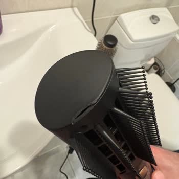 Ürün Kırığına Karşı Yetersiz Müşteri Hizmeti Ve Ücretsiz Değişim Talebi