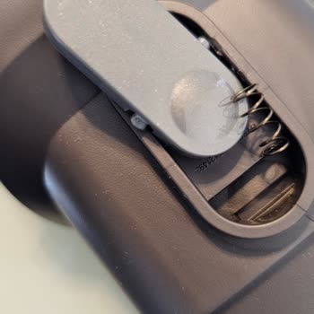 I Received a Broken Part in My New Dyson V10 and Can’t Reach Customer Support