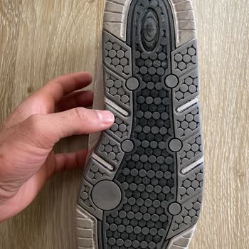 Epttavm Orijinal Diye Satılan Ayakkabı Sahte Çıktı, İade Sürecinde Mağduriyet