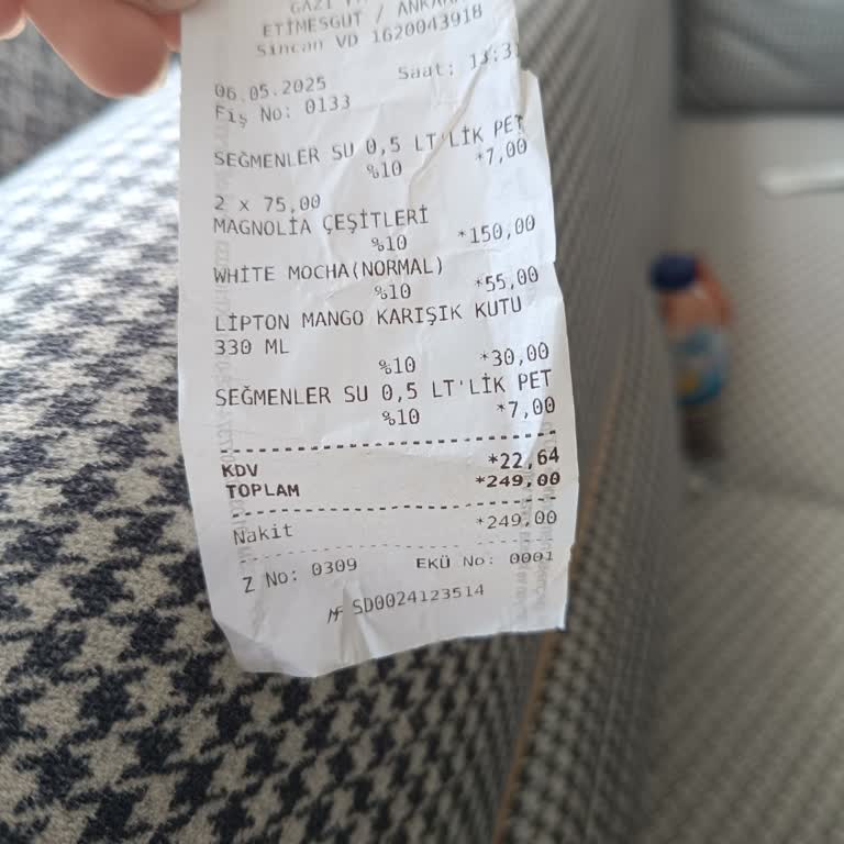 Belpa Kafe Çalışanının Sert Ve Saygısız Yaklaşımı Üzdü