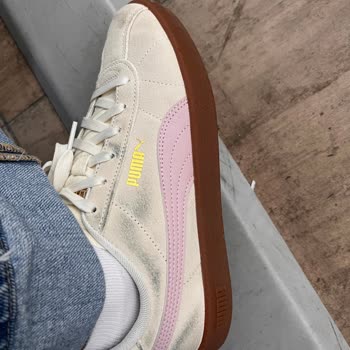 Zara Jeanim Renk Veriyor Kıyafetlerim Mahvoldu