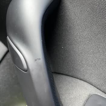 Renault Megane 4 Kapı Tutamaklarında Soyulma Ve Garanti Sürecinde Sorun