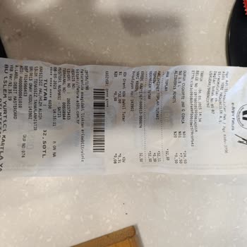 Aldığım Çiğ Köfte Dürüm Küflü Çıktı Sağlığım Ve Güvenim Sarsıldı