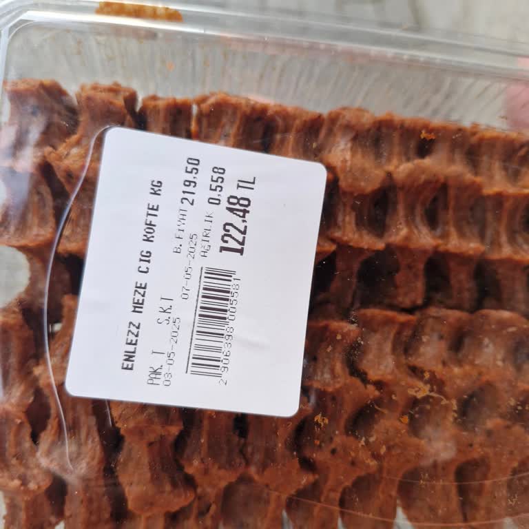 Onur Market'ten Aldığım Çiğ Köfte Küflü Ve Sağlıksız Çıktı