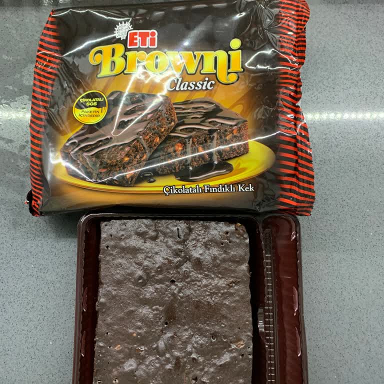 Aldığım Eti Browni Classic Kekin İçinden Çikolata Sosu Çıkmadı