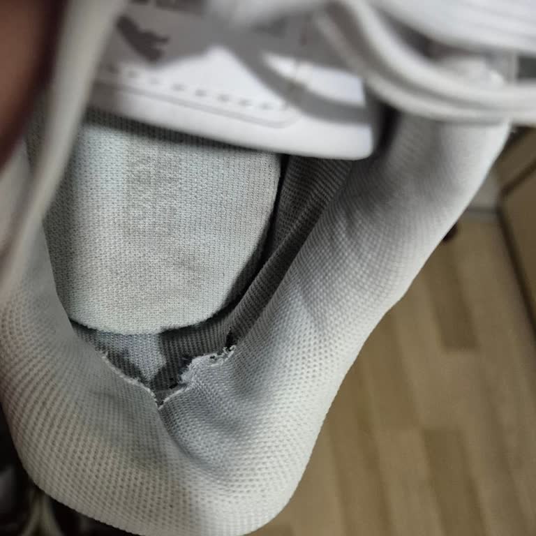 Puma Ayakkabılarda Kısa Sürede Yırtılma Ve Dar Kalıp Sorunu