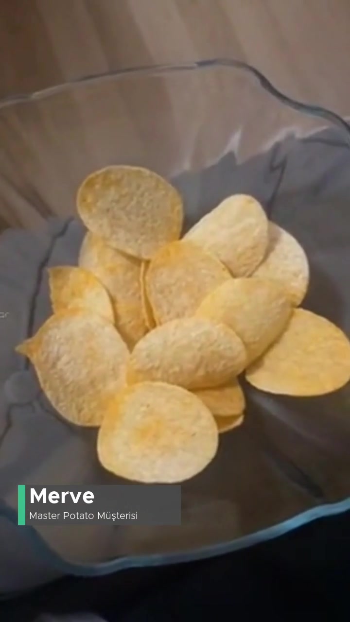 Master Potato Cipsi Acılı Baharatlı Berbat videonun kapak resmi