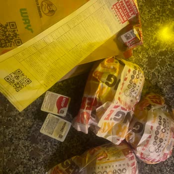 Eksik Siparişe Yetersiz Çözüm Ve Soğuk Yemek Şikayeti