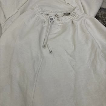 Kusurlu Ürün, İade Sorunu Ve İlgisiz Müşteri Hizmeti: HR Butik'te Hayal Kırıklığı