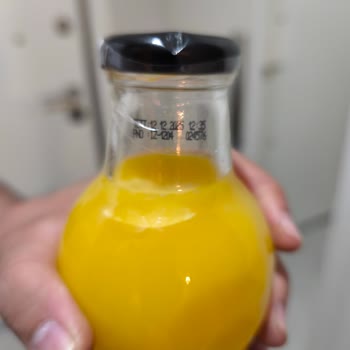 Aldığım Meyve Suyunda Küfe Benzeri Parçalar Çıktı