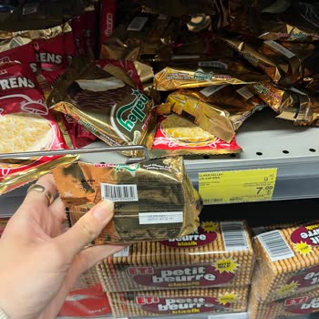 Son Kullanma Tarihi Geçmiş Ürünler Rafta Satılıyor!