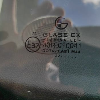 Ekspertiz Hatası Sonucu Orijinal Olmayan Cam Ve Yetersiz Telafi