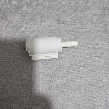 Turkuaz Seramik Klozet Kapağı Damperi Kırıldı Yedek Parça Bulunamıyor