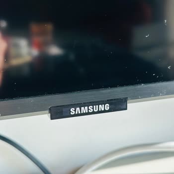 Samsung Televizyonumda Kronik Panel Arızası Ve Yetersiz Destek