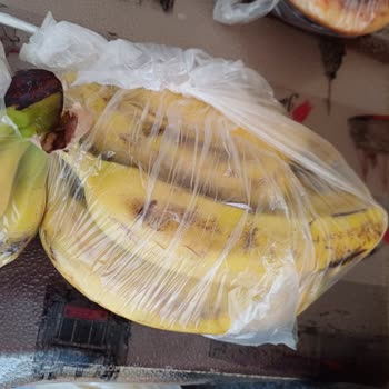 Ezilmiş Ve Çürük Muzlar, Çözülmeyen Şikayet