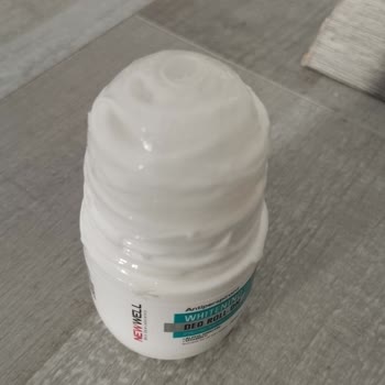 Hatalı Whitening Deo Roll-On Ürünü Ve İletişim Sorunu
