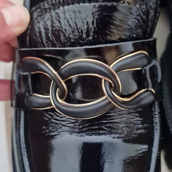 Derimod Ayakkabıda Hızlı Deformasyon Ve Olumsuz Müşteri Hizmeti Deneyimi