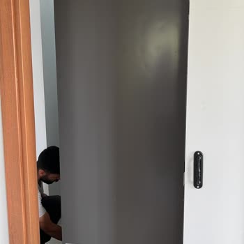 Yeni Alınan Buzdolabında Göçük Ve Geç Teslimat Şoku