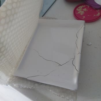 Kargo İle Gönderdiğim Tabaklarımın Tamamı Kırıldı