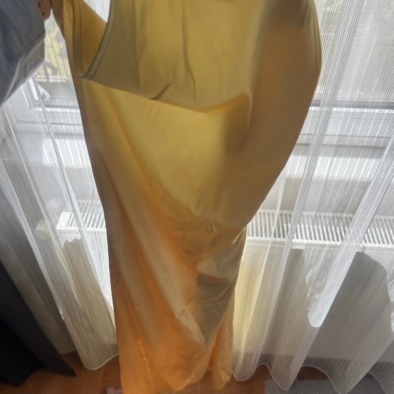 Elbisenin Kalitesi Ve Teslimat Süreci Beklentimi Karşılamadı