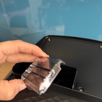Media Markt'tan Aldığım Kahve Makinesi Kırık Kapakla Geldi