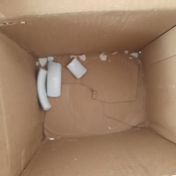 Kırık Ürün Ve Sorumsuz Teslimat Deneyimi