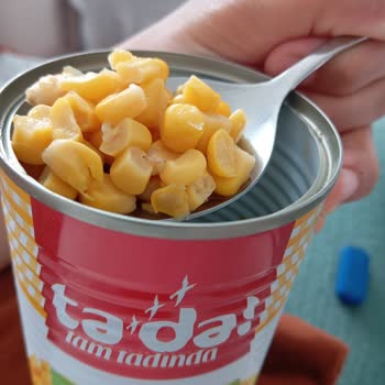 Tada Mısır Konservesi İçinden Kurt Ve Kurtçuk Çıktı