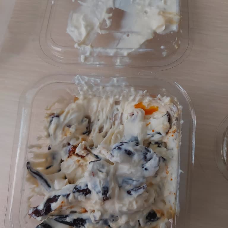 Taze Olmayan Meze Ve Yüksek Fiyat Şikayeti