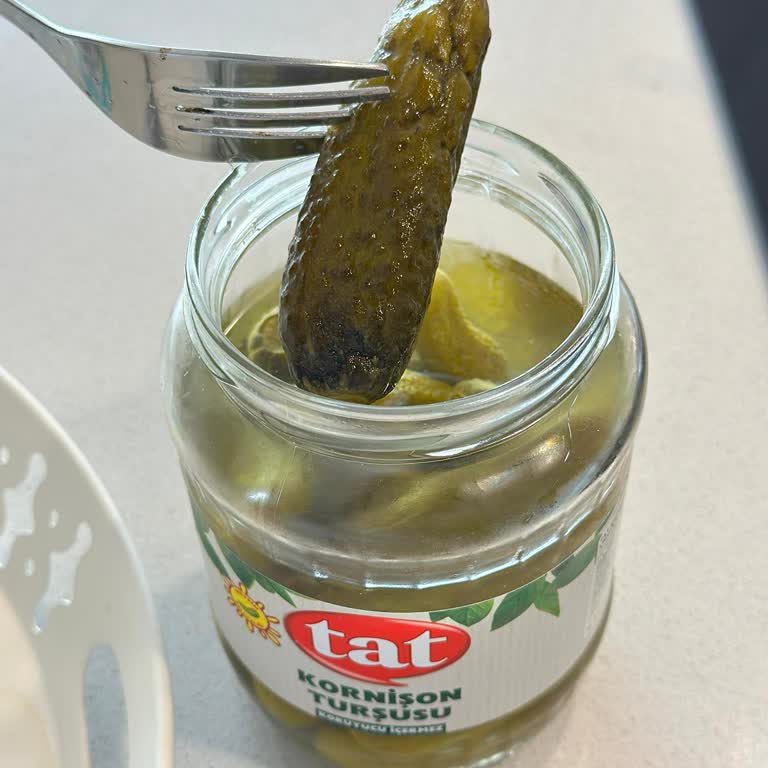 Tat Gıda Kornişon Turşusunda Büyük Ve Pörsümüş Salatalıklar Çıktı