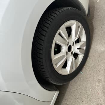 Lastik Değişiminde Kötü Hizmet Ve Saygısız Davranış