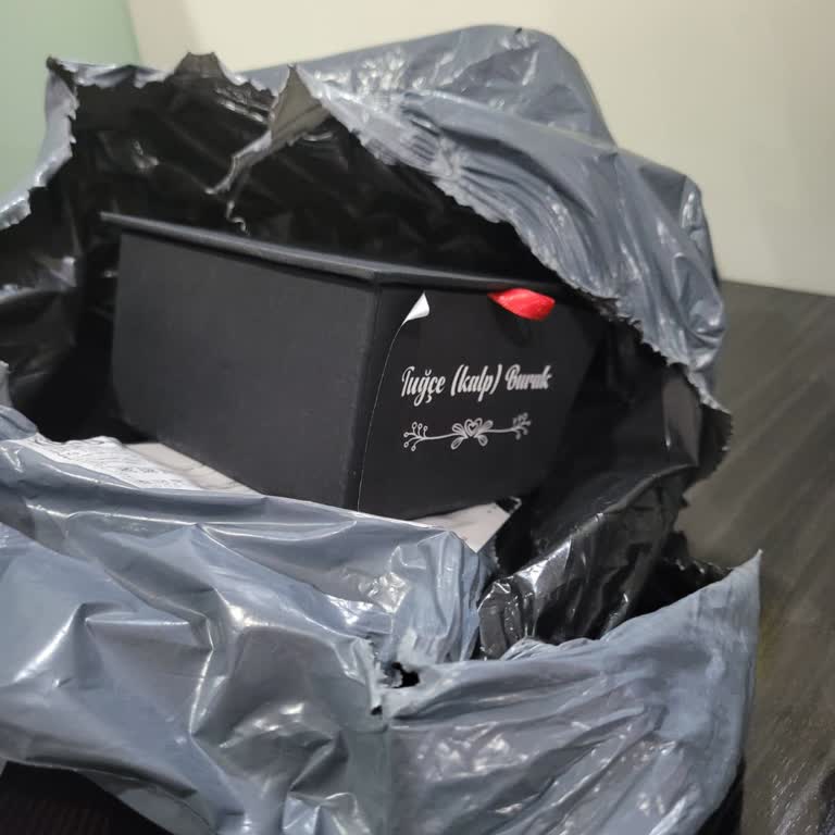 Sipariş Edilen Fotoğraf Kutusunda Baskı Ve Kalite Sorunu