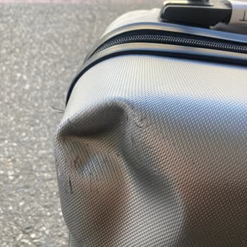 A Jet İle Yolculukta Valizim Hasar Gördü, Çözüm Bekliyorum